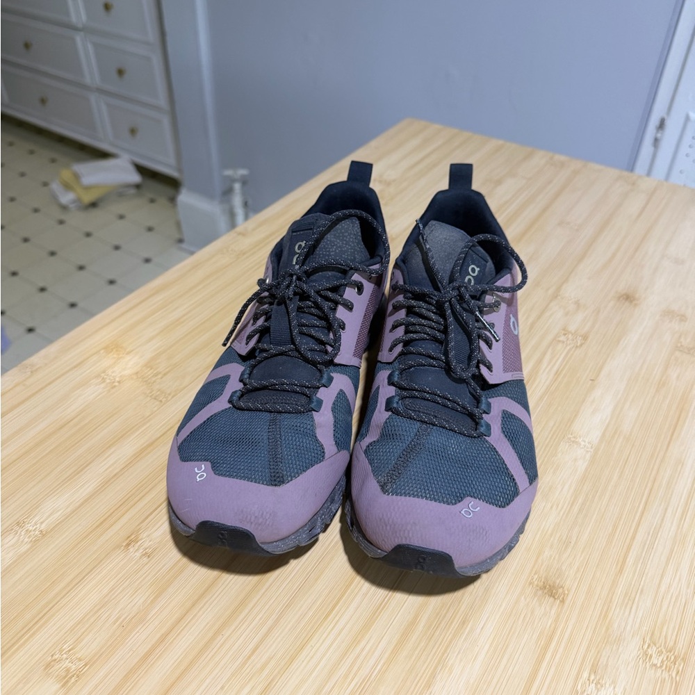 On Running Limited Edition Interstellar Moonlight Iris Dust - Size 10 Mens